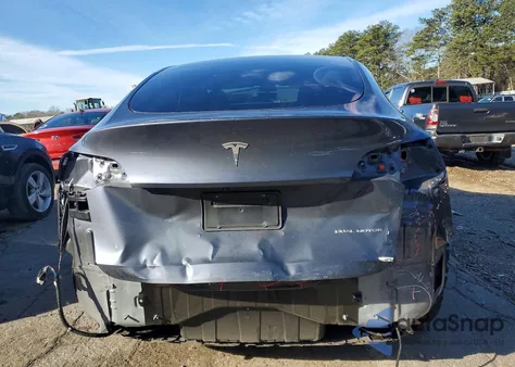 2023 Tesla Model Y из США, поврежденный, VIN 7SAYGAEE9PF707783